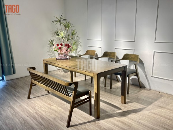 Bộ Bàn Ăn Saint 1m8-3G1B