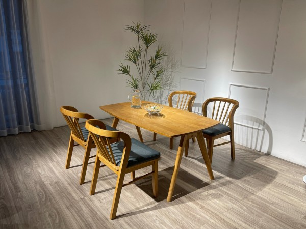 Bộ bàn ăn Candy - C4G14V