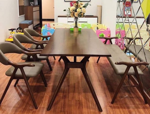 Bàn ăn Lifumi 3 ghế L3B18W