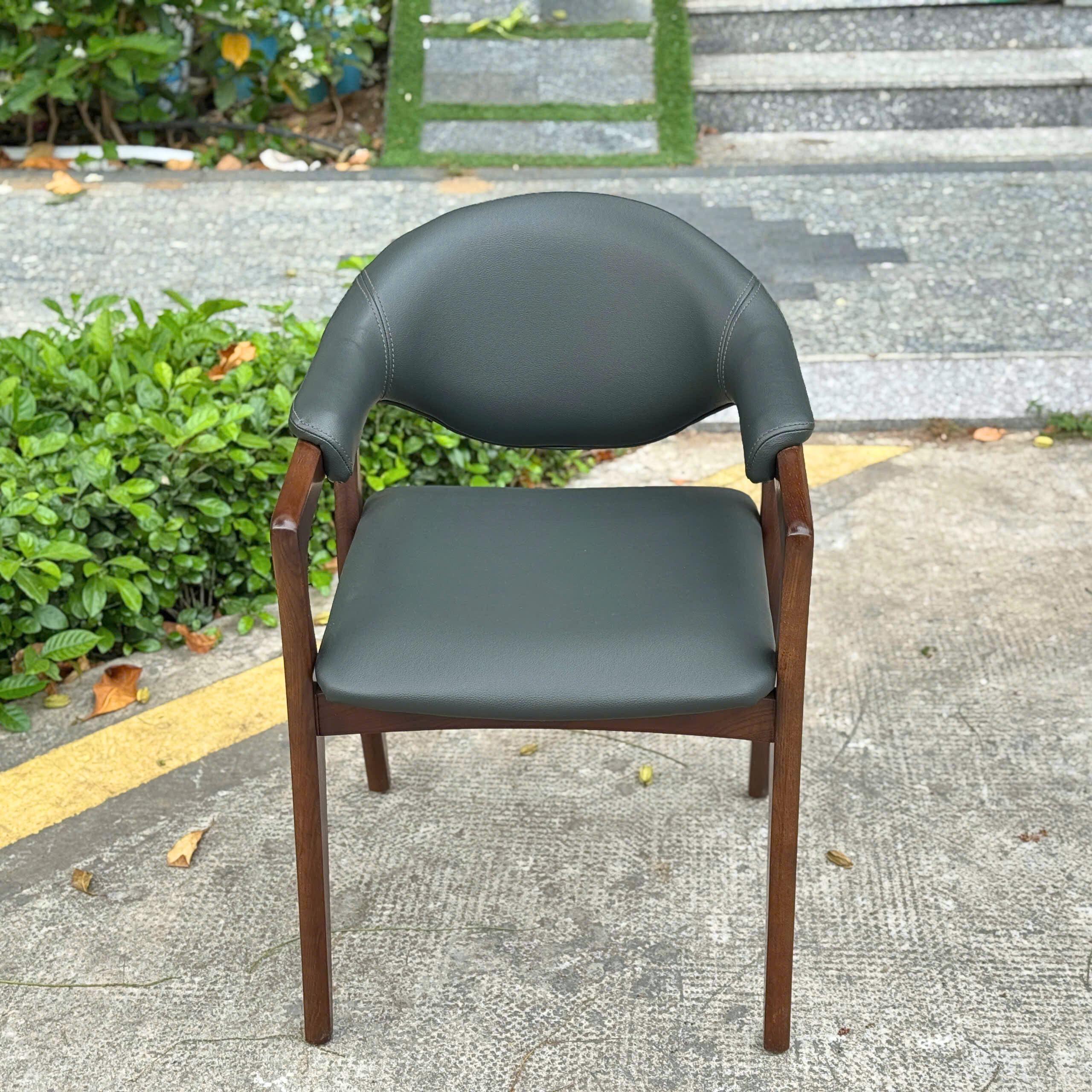 Ghế ăn Rudy - CRN - Hình ảnh 3